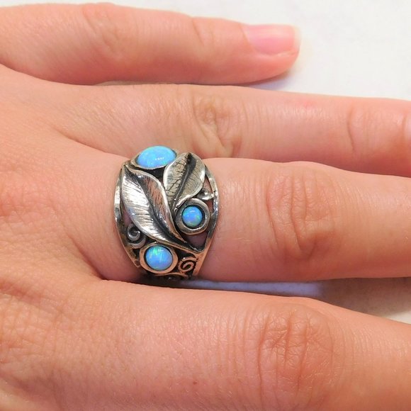 925 Unique Sliver Leaf Scroll Australian Opal Ring - Picture 1 of 10